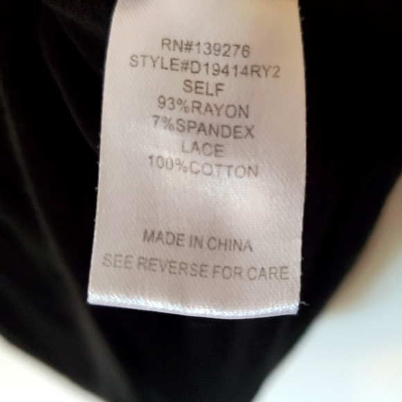 Beautiful Black Top with Lace collar Daniel Rainn - Picture 6 of 7